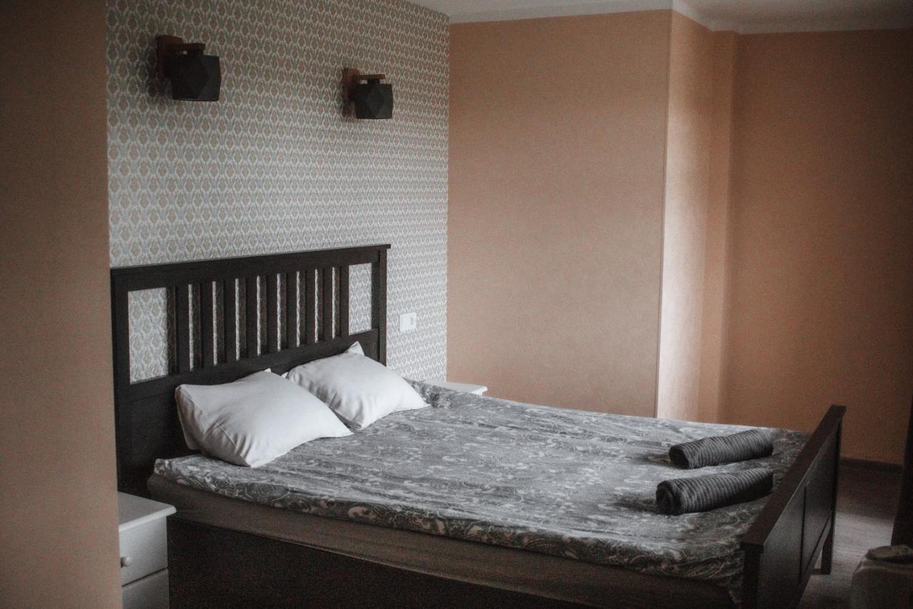 Rabbit Hotel Raiskums Bagian luar foto