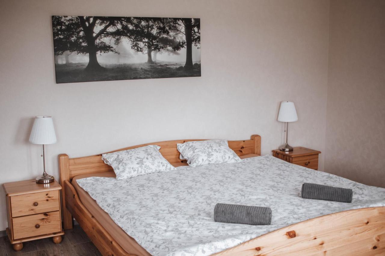 Rabbit Hotel Raiskums Bagian luar foto