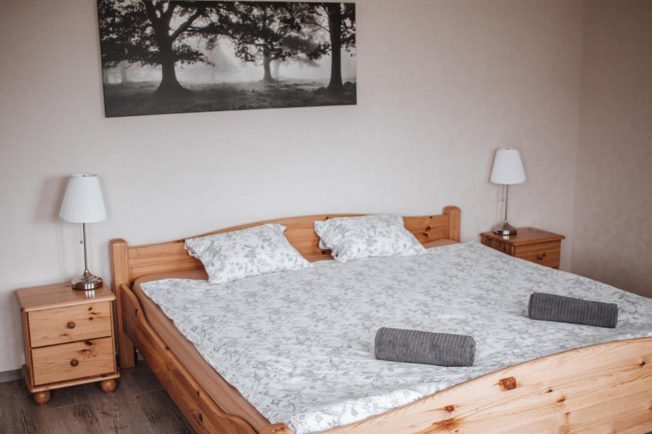 Rabbit Hotel Raiskums Bagian luar foto