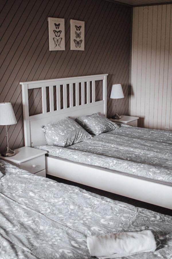 Rabbit Hotel Raiskums Bagian luar foto