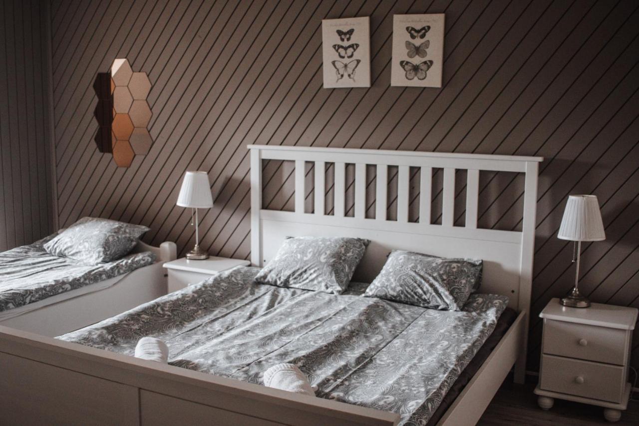 Rabbit Hotel Raiskums Bagian luar foto