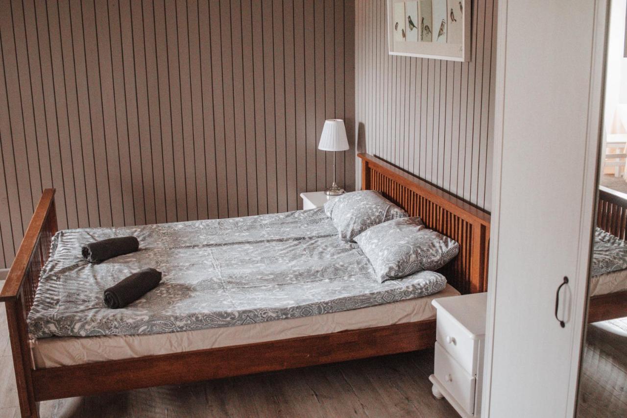 Rabbit Hotel Raiskums Bagian luar foto