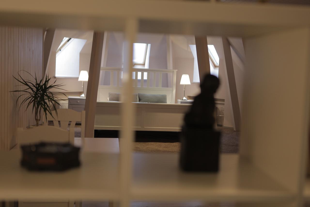 Rabbit Hotel Raiskums Bagian luar foto
